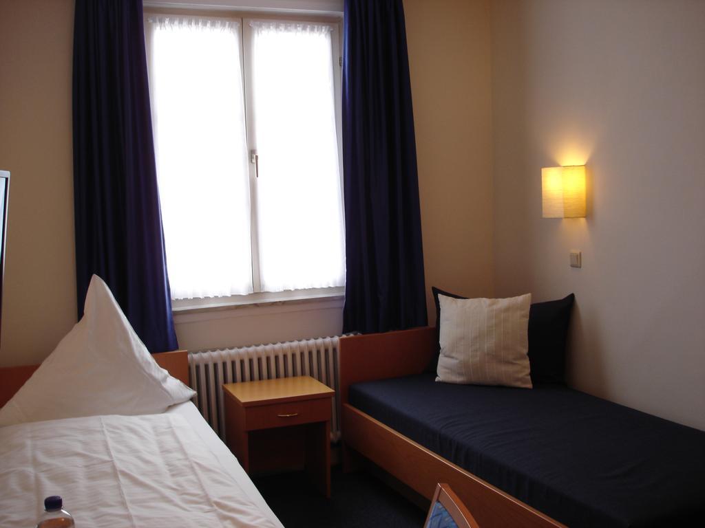 Rhein-Hotel Andernach Dış mekan fotoğraf